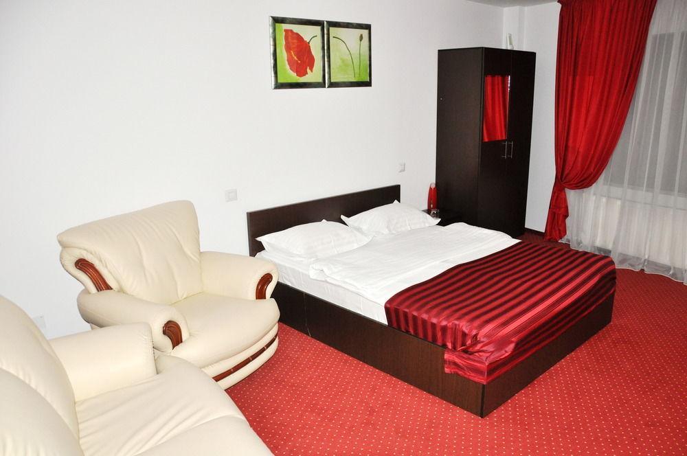Hotel Pascu Bucarest Esterno foto